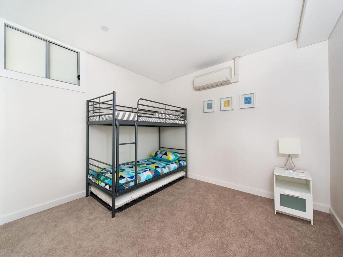 The Shoal, Unit 309/4-8 Bullecourt Street Apartment *