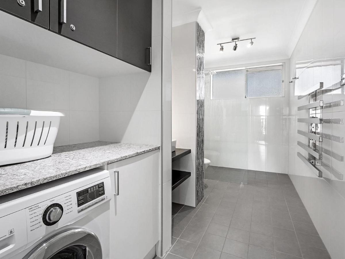 Sundeck Unit 8 51 Ronald Avenue Apartment