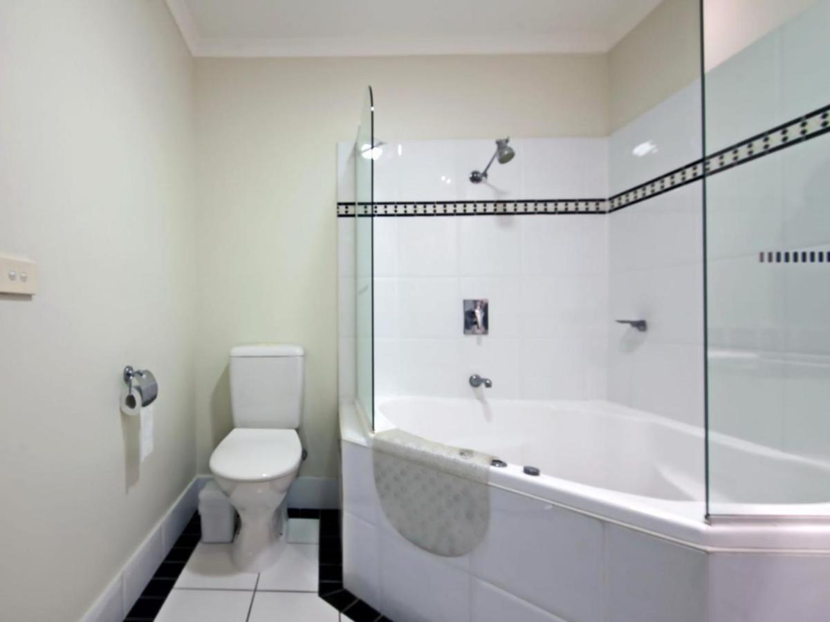 Barrington, 707/35-45 Road Apartment