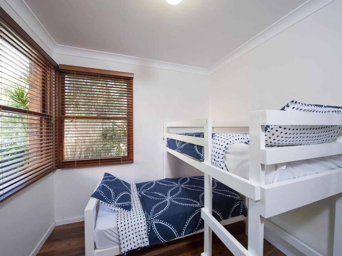 Holiday home Barefoot House 24 Essendene Road Shoal Bay