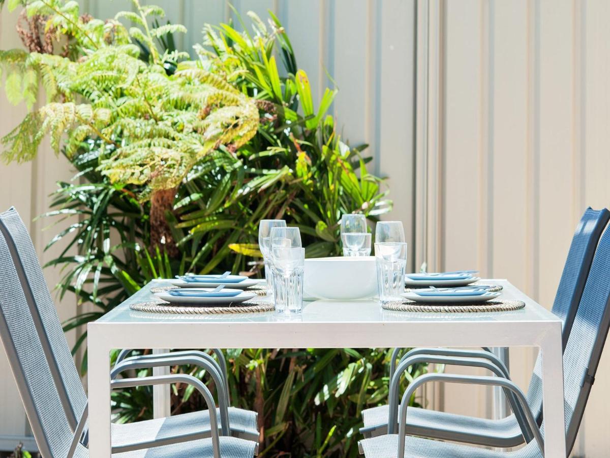 Shoally Loft 58 Tomaree Road * Shoal Bay
