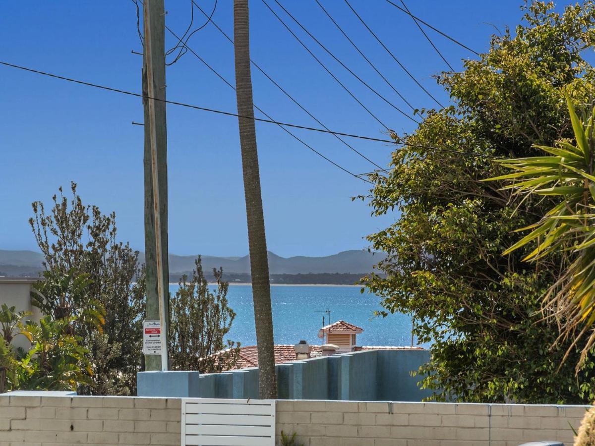 Oscars Pet Friendly House 14 Tomaree Road Holiday home Shoal Bay