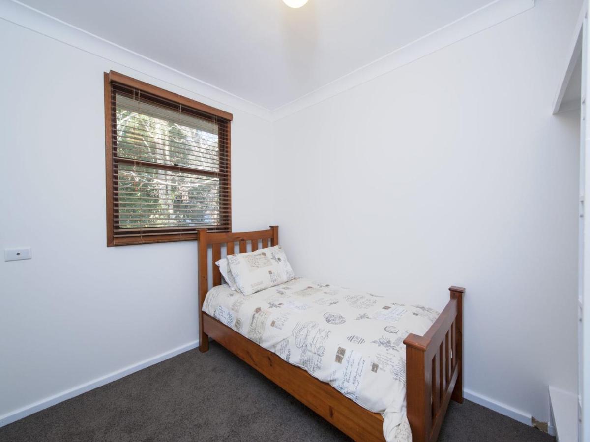 Holiday home Barefoot House 24 Essendene Road Shoal Bay