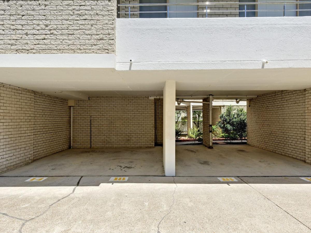 Del Rae Unit 18 25 Road Apartment *