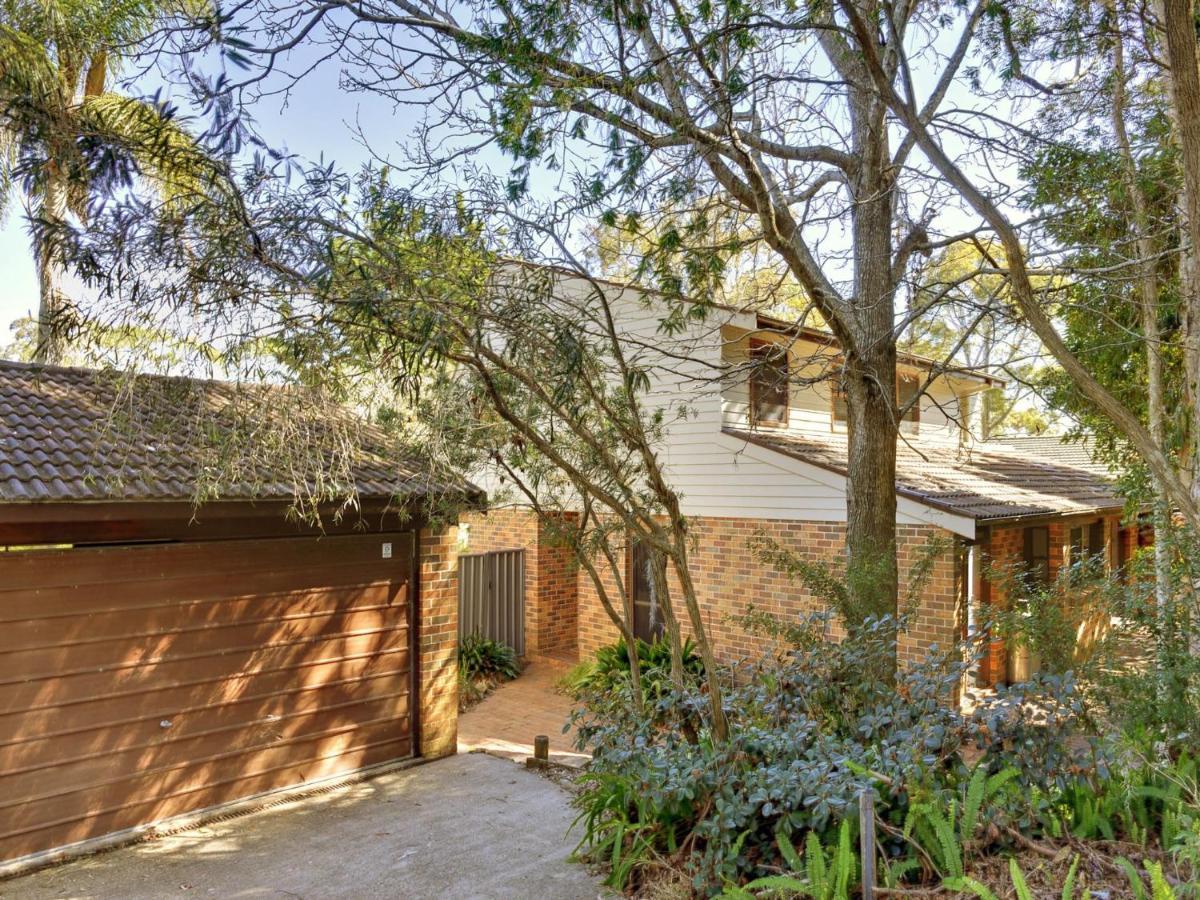 Barefoot House 24 Essendene Road Shoal Bay