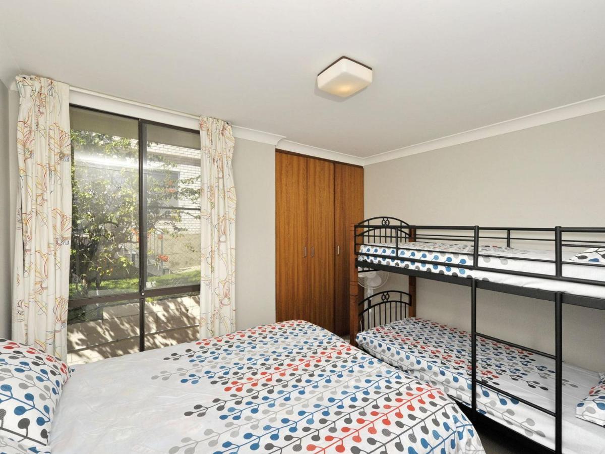 The Crest Unit 5 6 8 Tomaree Road Apartment Shoal Bay