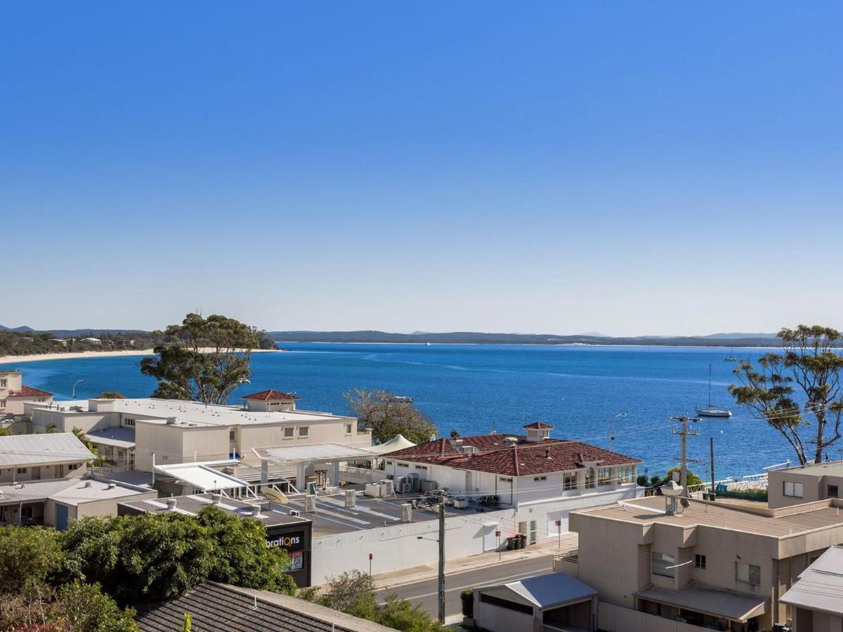Sundeck Unit 8 51 Ronald Avenue * Shoal Bay