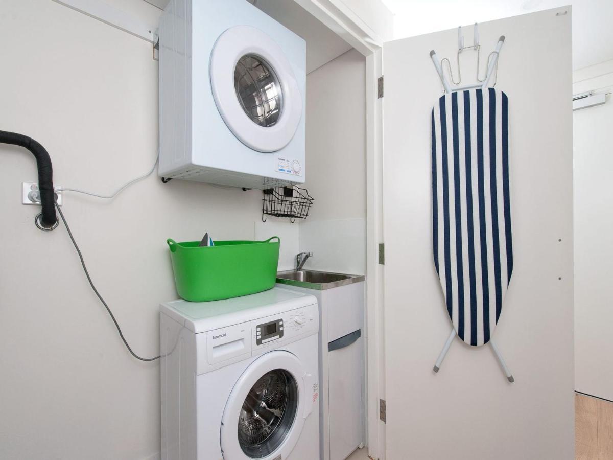 Apartment The Shoal Apartments, Unit 202/4-8 Bullecourt Street Shoal Bay