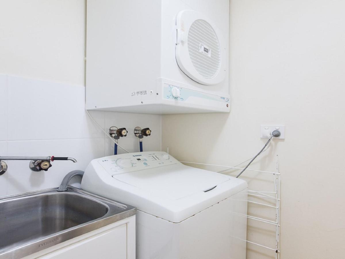 Bay Parklands 23 Located At Little With Air Con Pool And Tennis Court * Shoal Bay