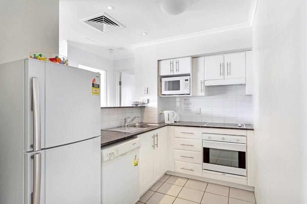 Apartment 814 Waterviews Shoal Bay