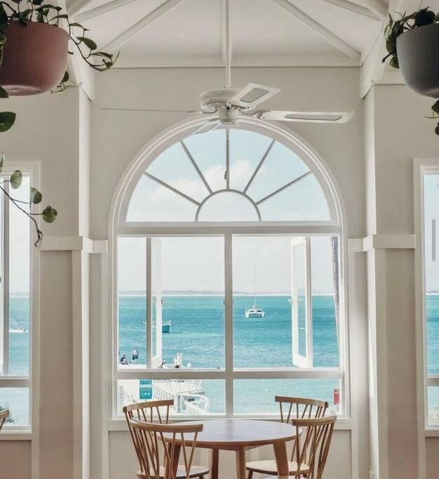 814 Waterviews Apartment *