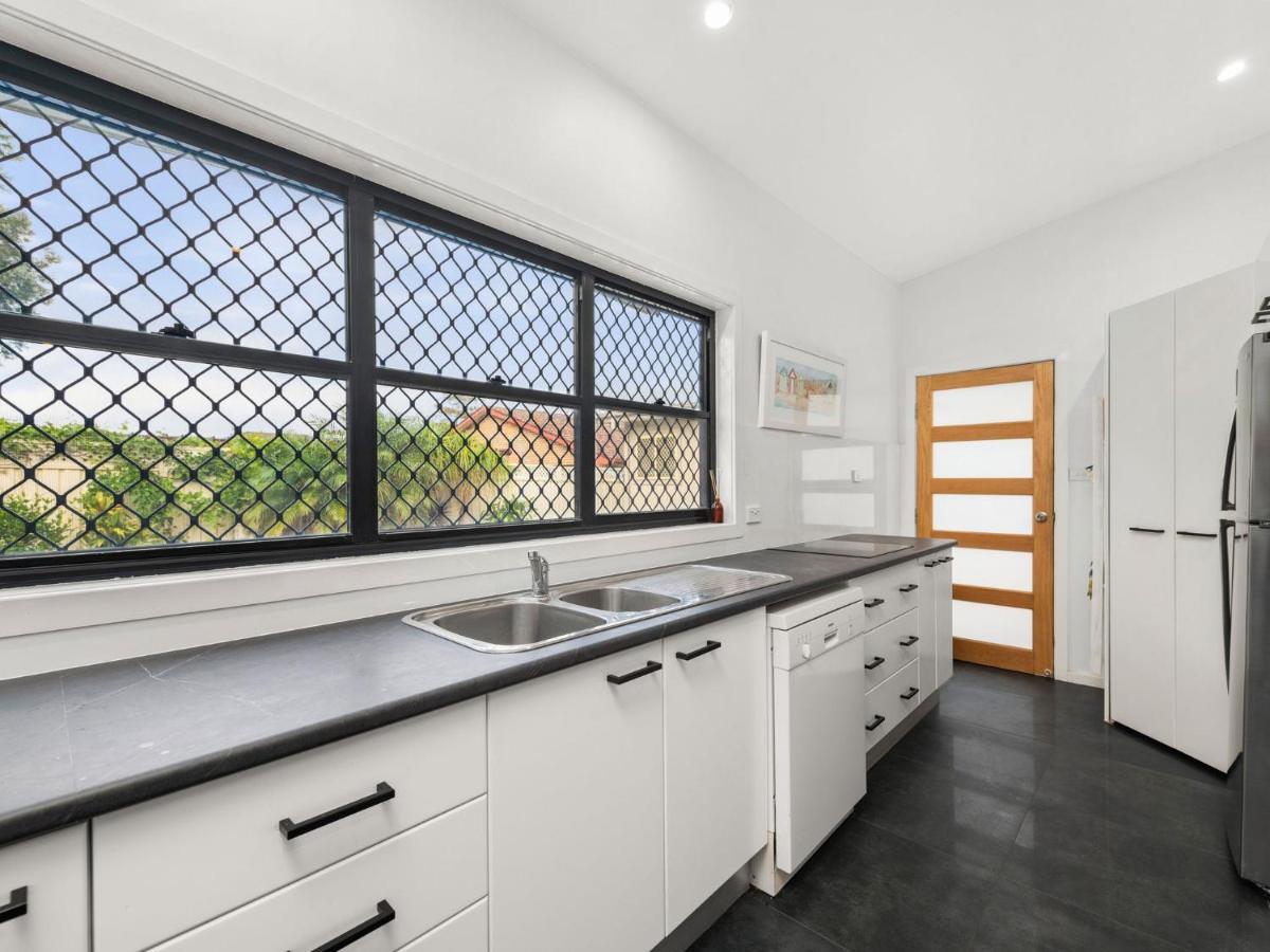 Holiday home Shoally Loft 58 Tomaree Road Shoal Bay
