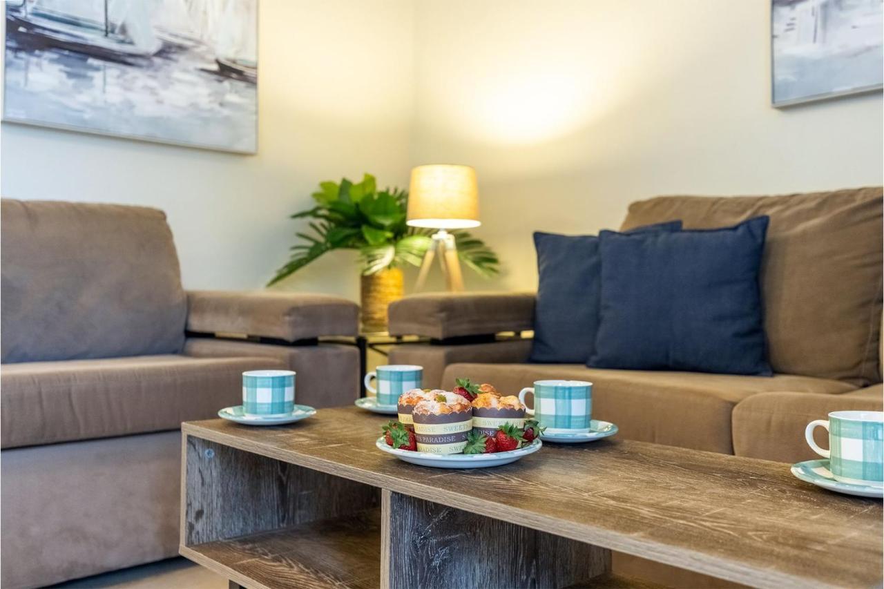Shoal Towers 5, 11 Rd - Air Conditioned, Wifi - Fantastic Location With Water Views Apartment *