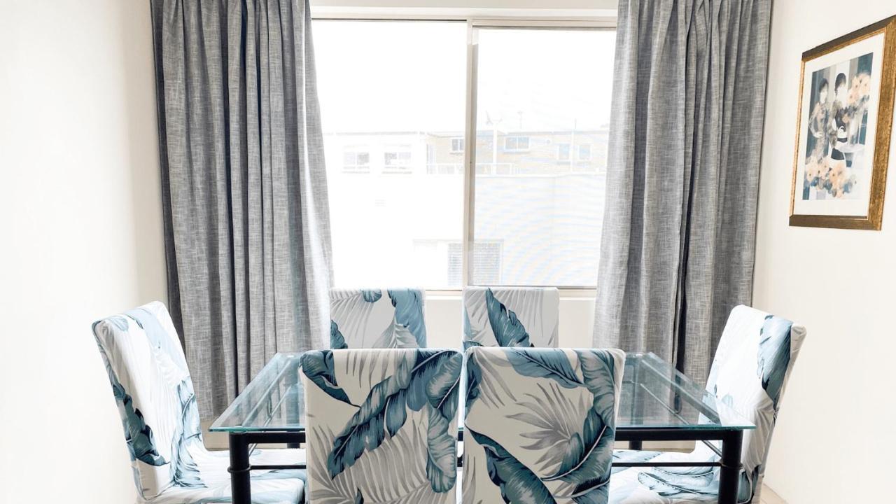Del Rae Unit 8 25 Road Apartment