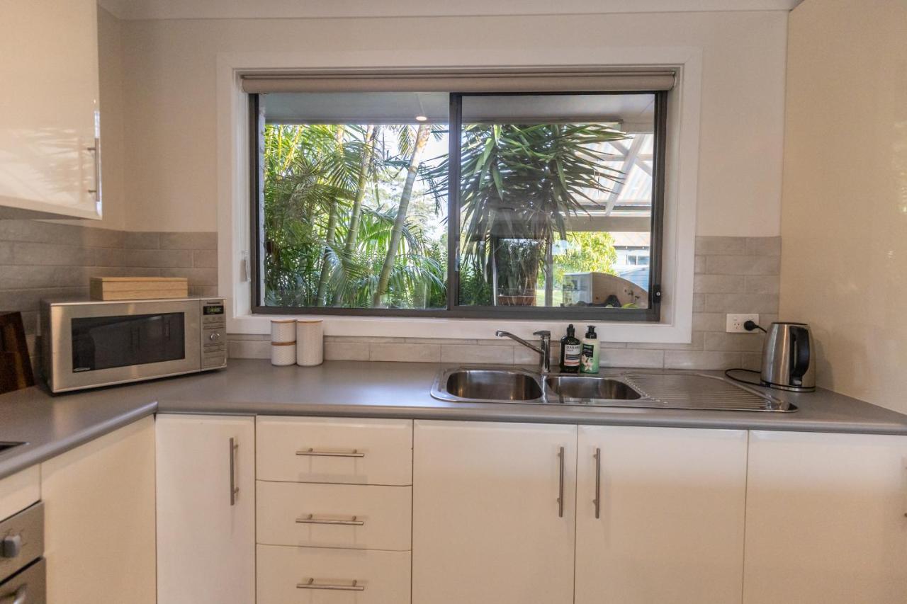 Bay Dream Believer, Ample Boat Parking, Pet Friendly 4 Bedroom Holiday House Holiday home Shoal Bay