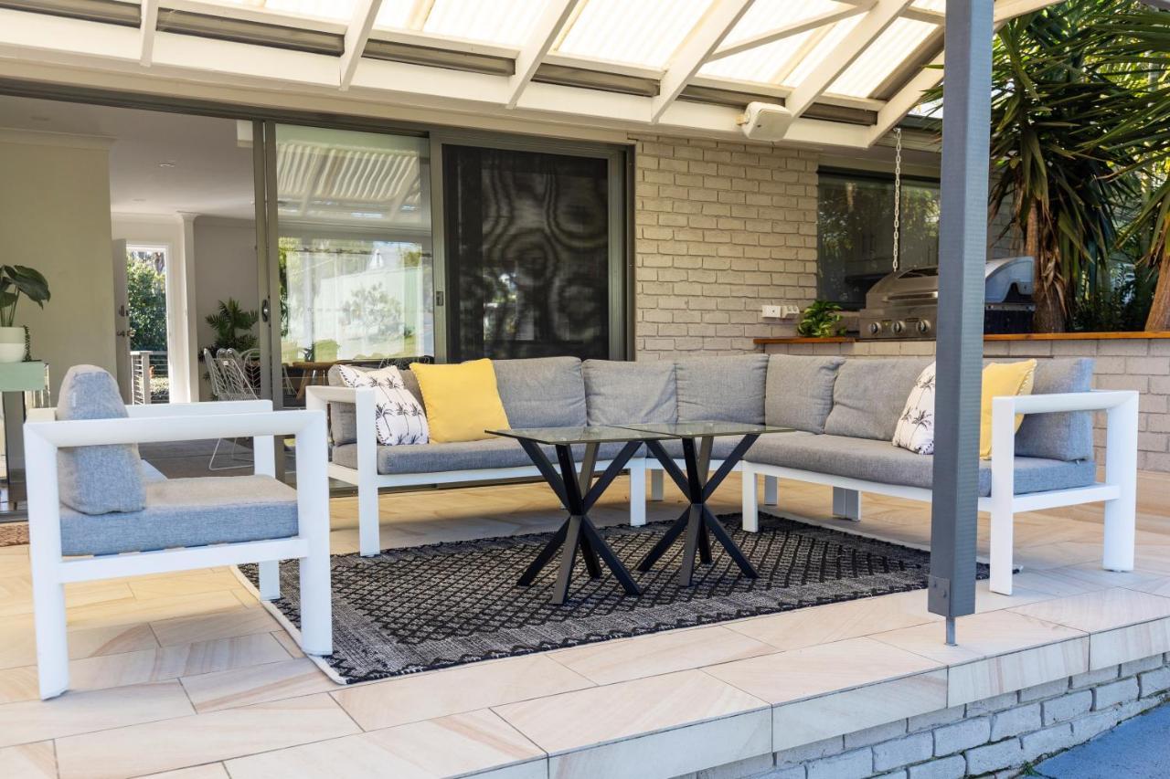 Bay Dream Believer, Ample Boat Parking, Pet Friendly 4 Bedroom Holiday House