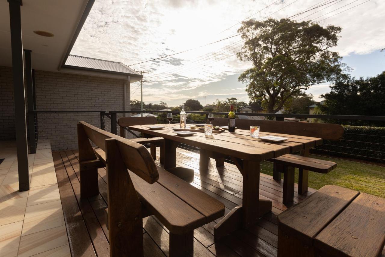 Holiday home Bay Dream Believer, Ample Boat Parking, Pet Friendly 4 Bedroom Holiday House Shoal Bay
