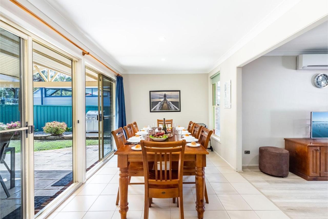 The Bay House Huge Five Bedroom With Wifi And Foxtel Shoal Bay