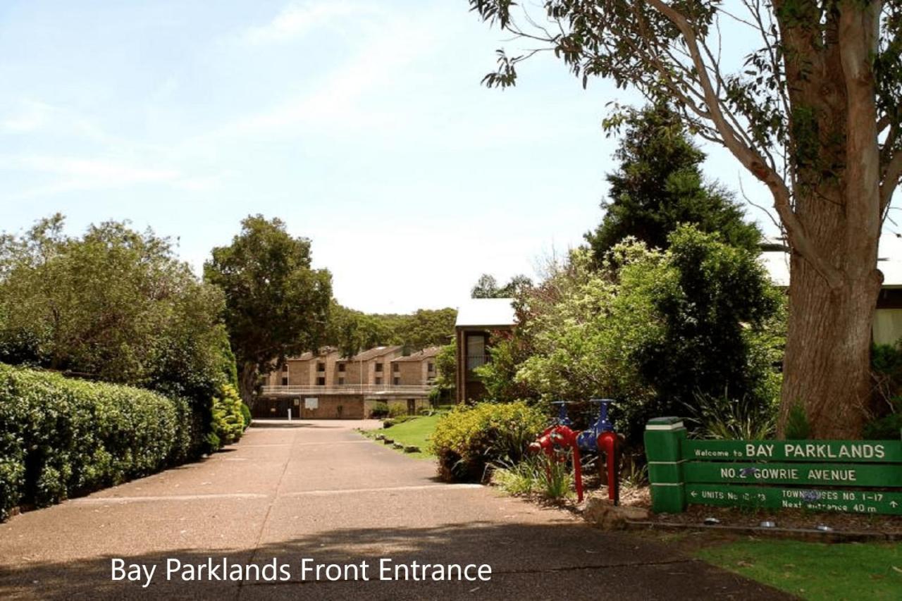 Bay Parklands 23 Located At Little With Air Con Pool And Tennis Court