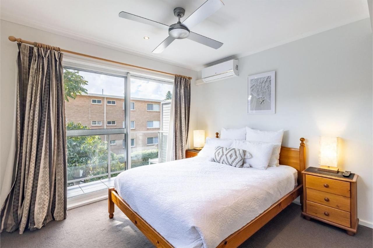 Florida 1 - 2 Min Walk To Shops And Restaurants * Shoal Bay