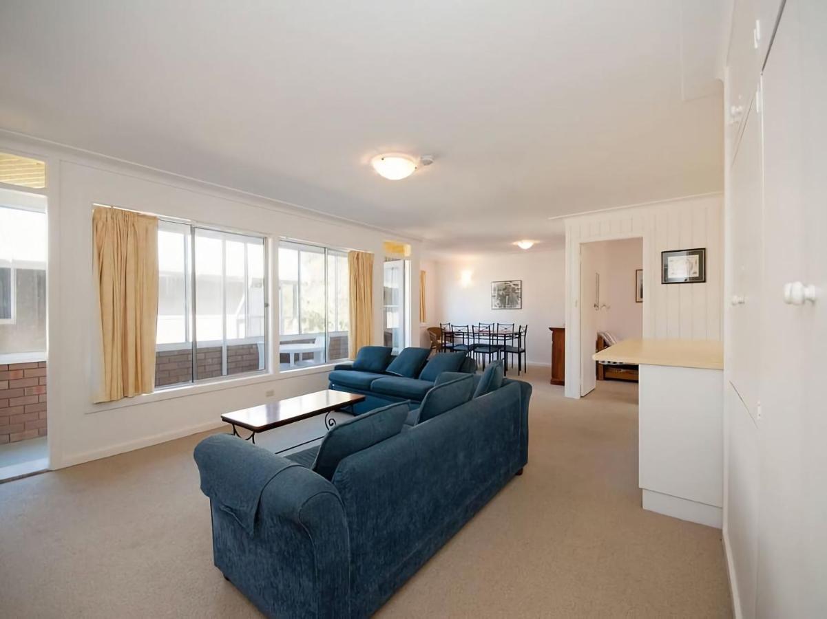 Beachside Unit 5 * Shoal Bay
