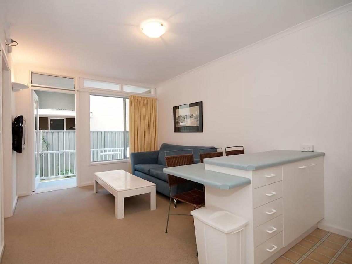 Apartment Beachside Unit 6 Shoal Bay
