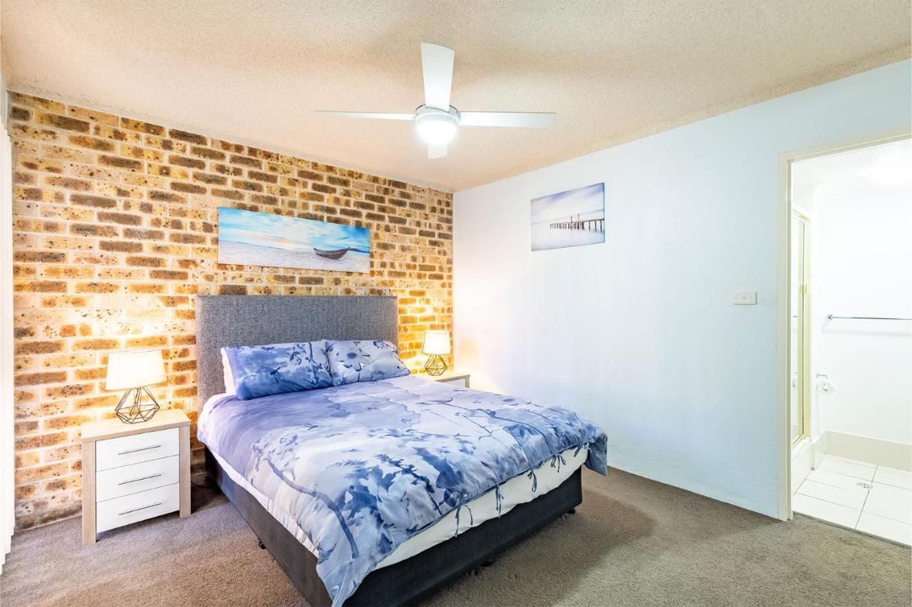 Bay Parklands 23 Located At Little With Air Con Pool And Tennis Court * Shoal Bay