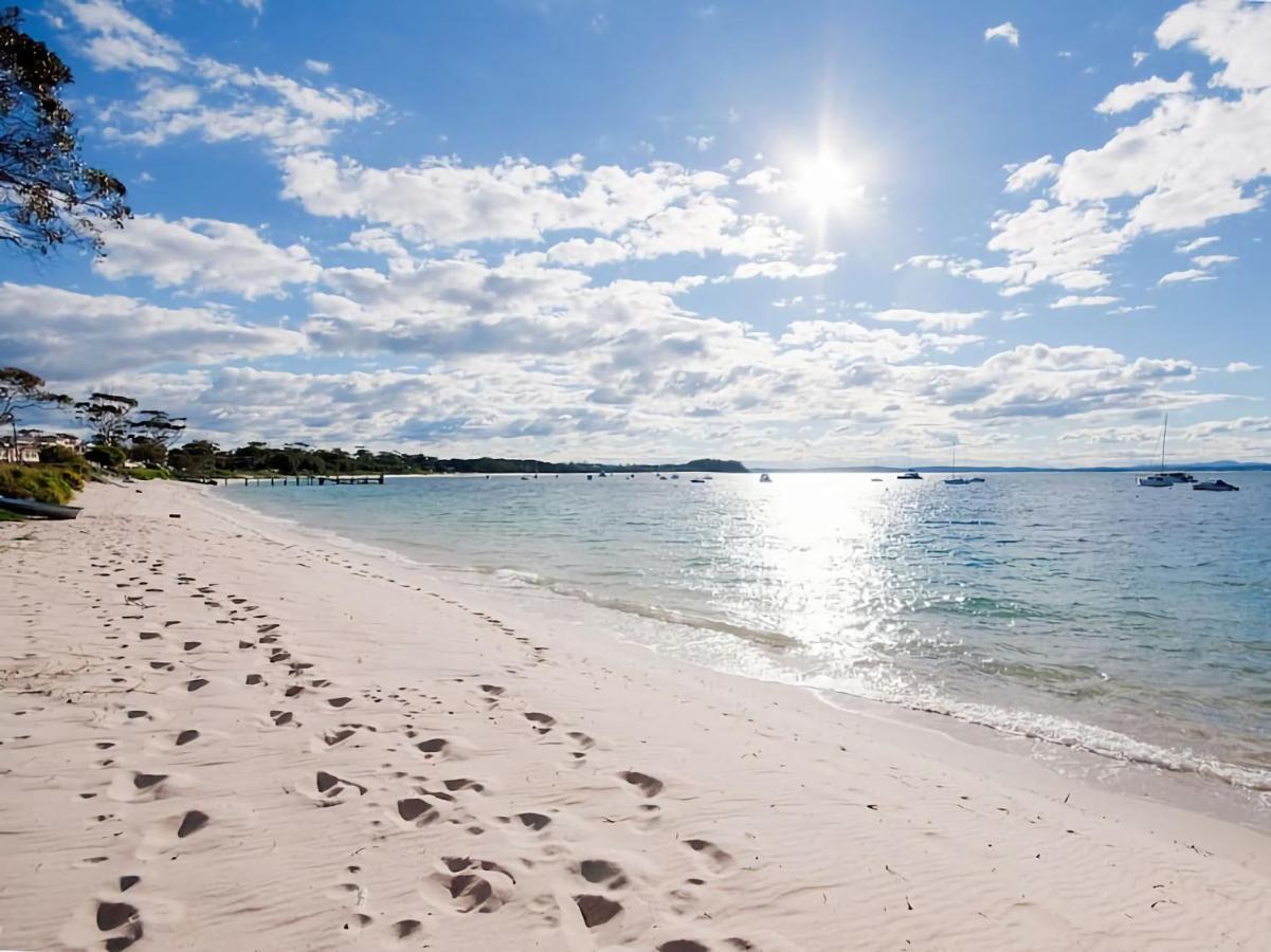 Beachside Unit 4 * Shoal Bay