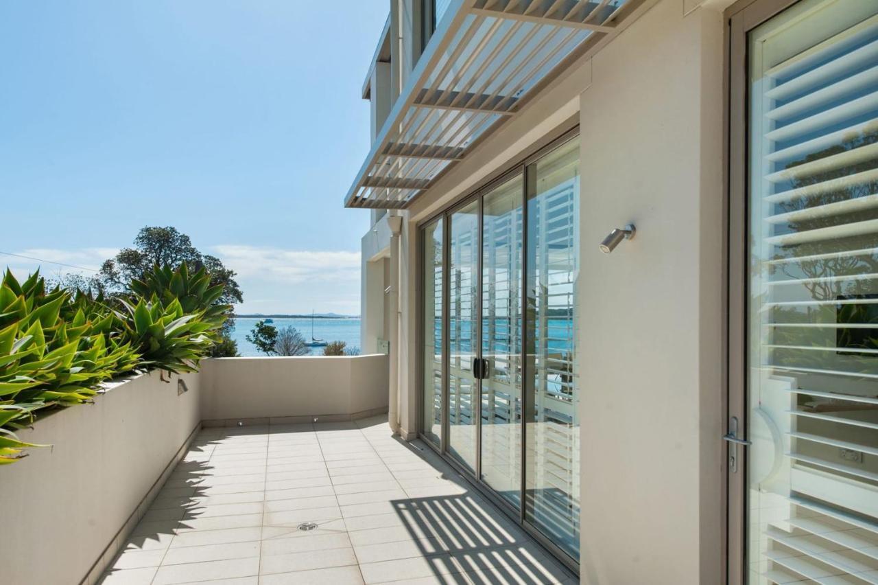 Aura 3 Spectacular Beachside Views