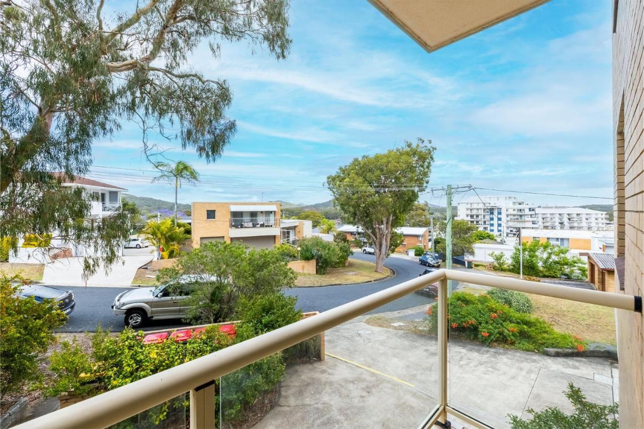 Blue Waters, 2 59 Ronald Ave - Water Views Linen Aircon Wi-fi * Shoal Bay