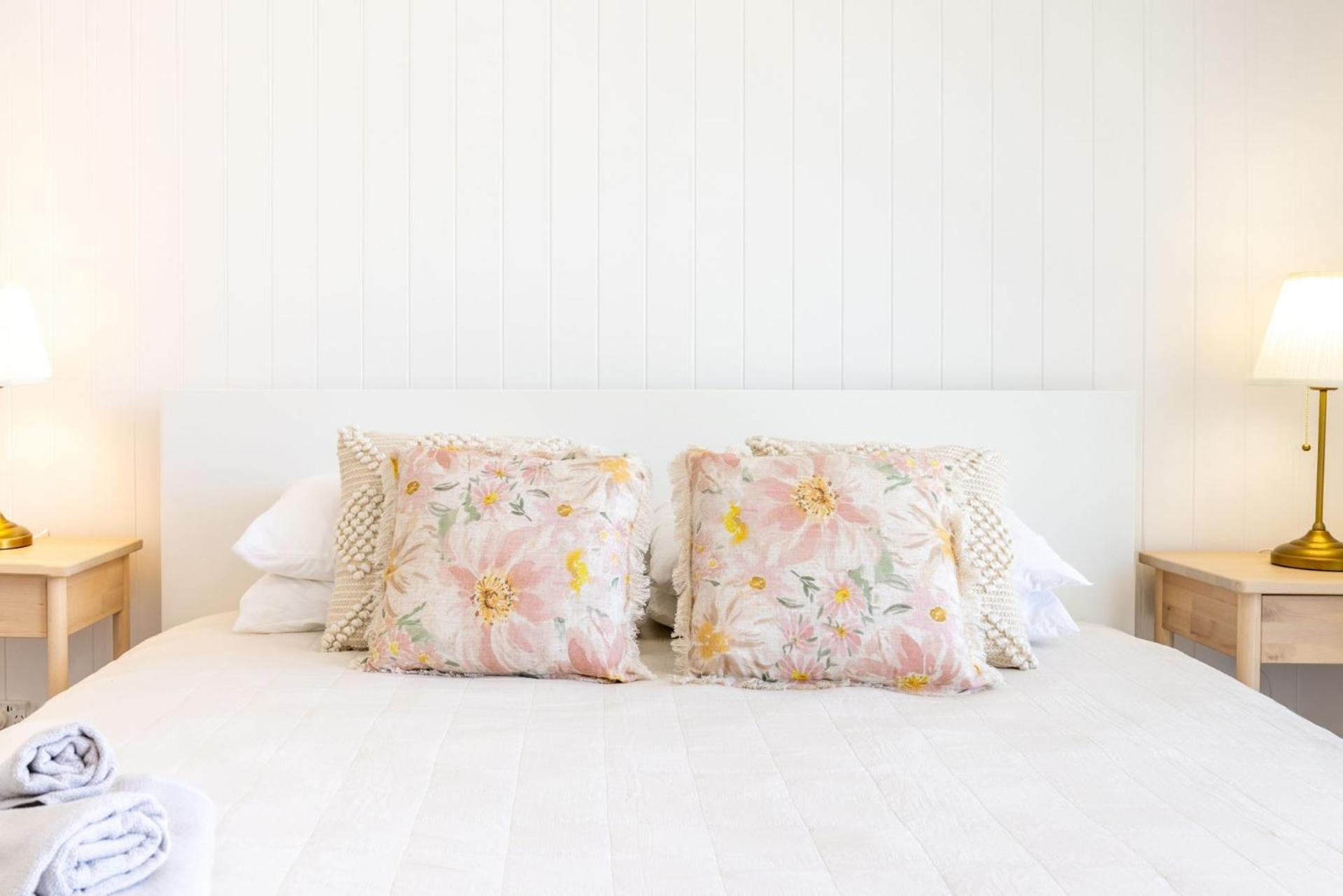 Nordic House, 49 Tomaree Rd - Pet Friendly House Over 2 Levels Holiday home