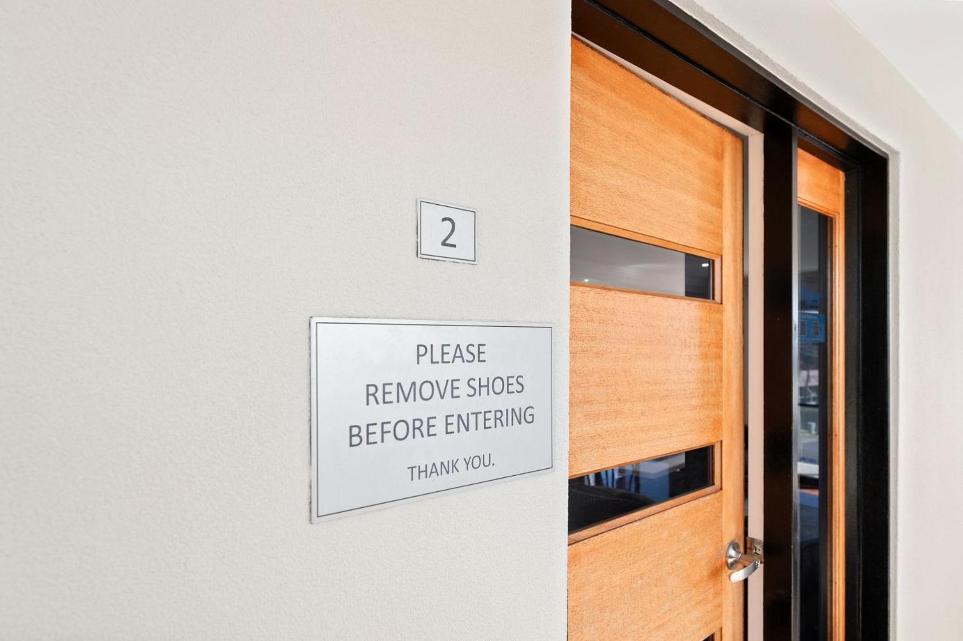 Unit 2 Tomaree Road 16 Upstairs * Shoal Bay