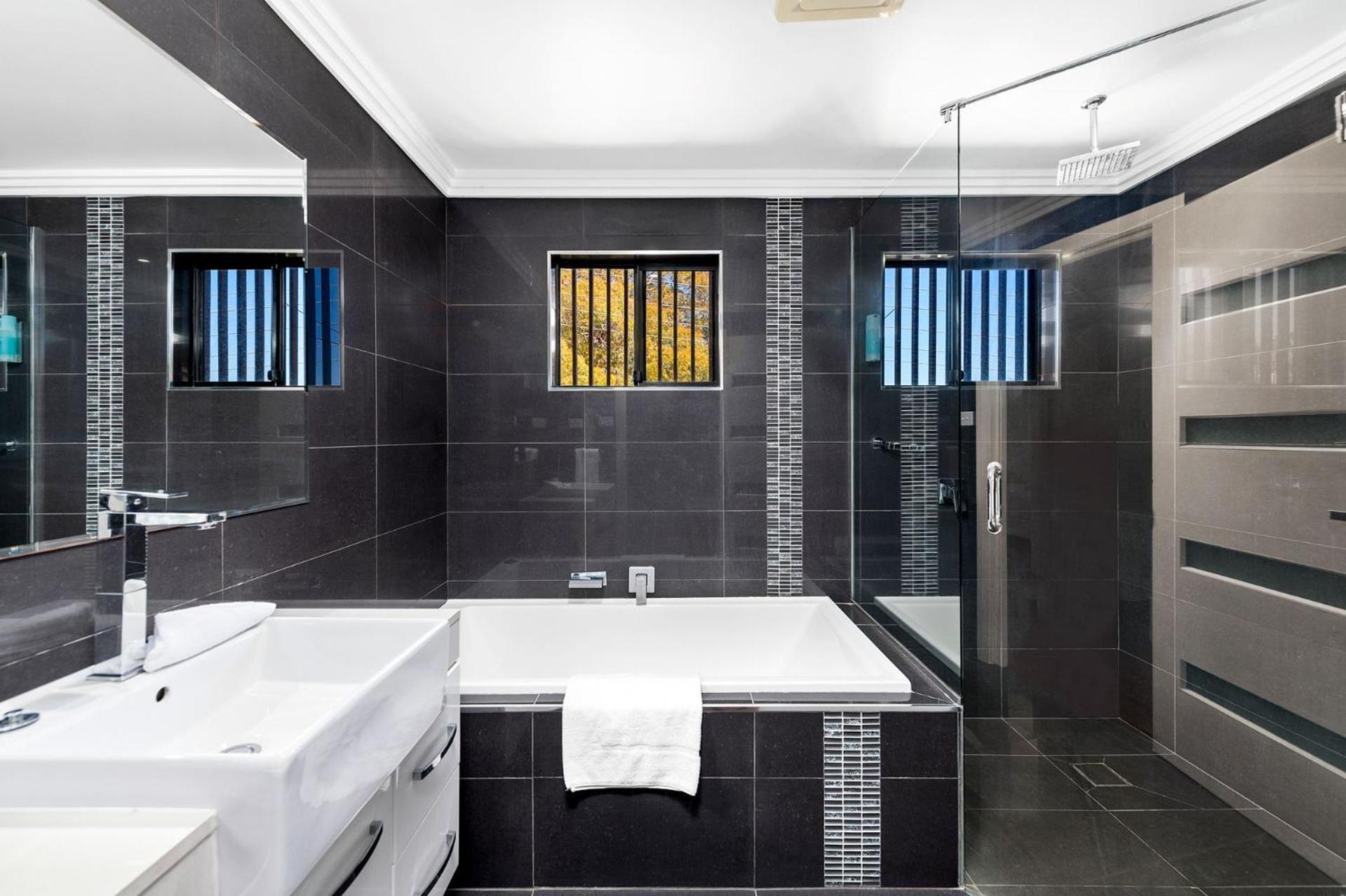 Unit 2 Tomaree Road 16 Upstairs