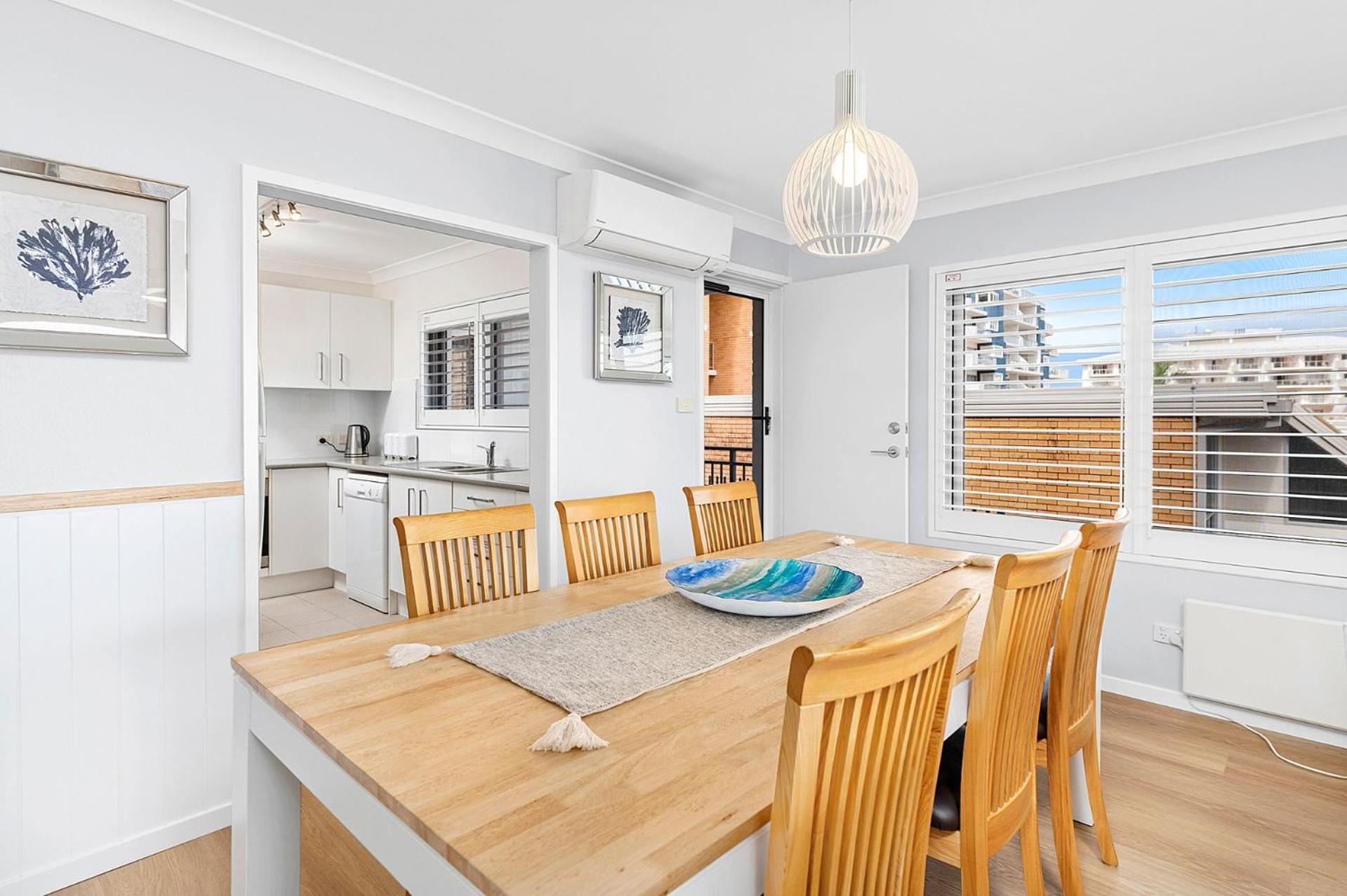 Sundeck Unit 1 51 Ronald Avenue * Shoal Bay