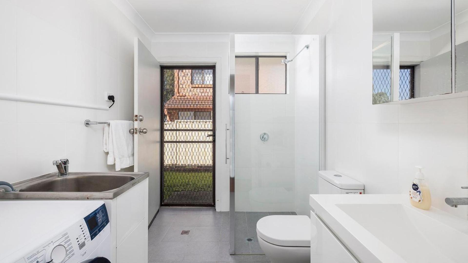Walking Distance To Holiday home Shoal Bay