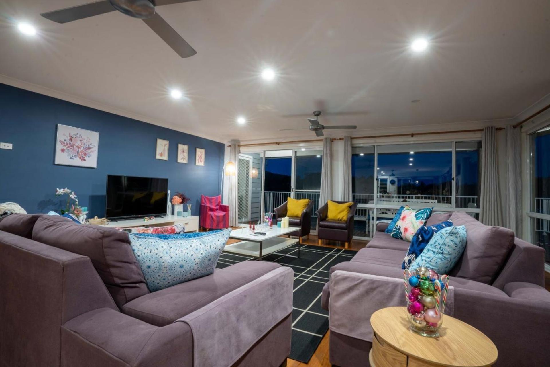 Riggers - 7 Rigney St, Holiday home *