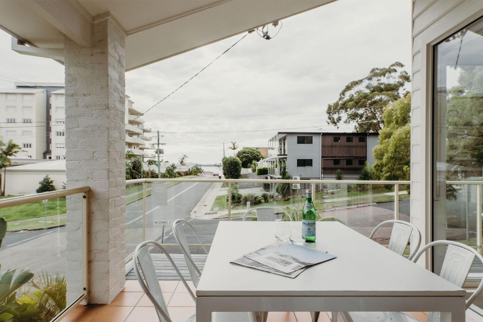 Baybreeze 18 Tomaree Road Wifi Air Conditioning Kitchenette Holiday home *