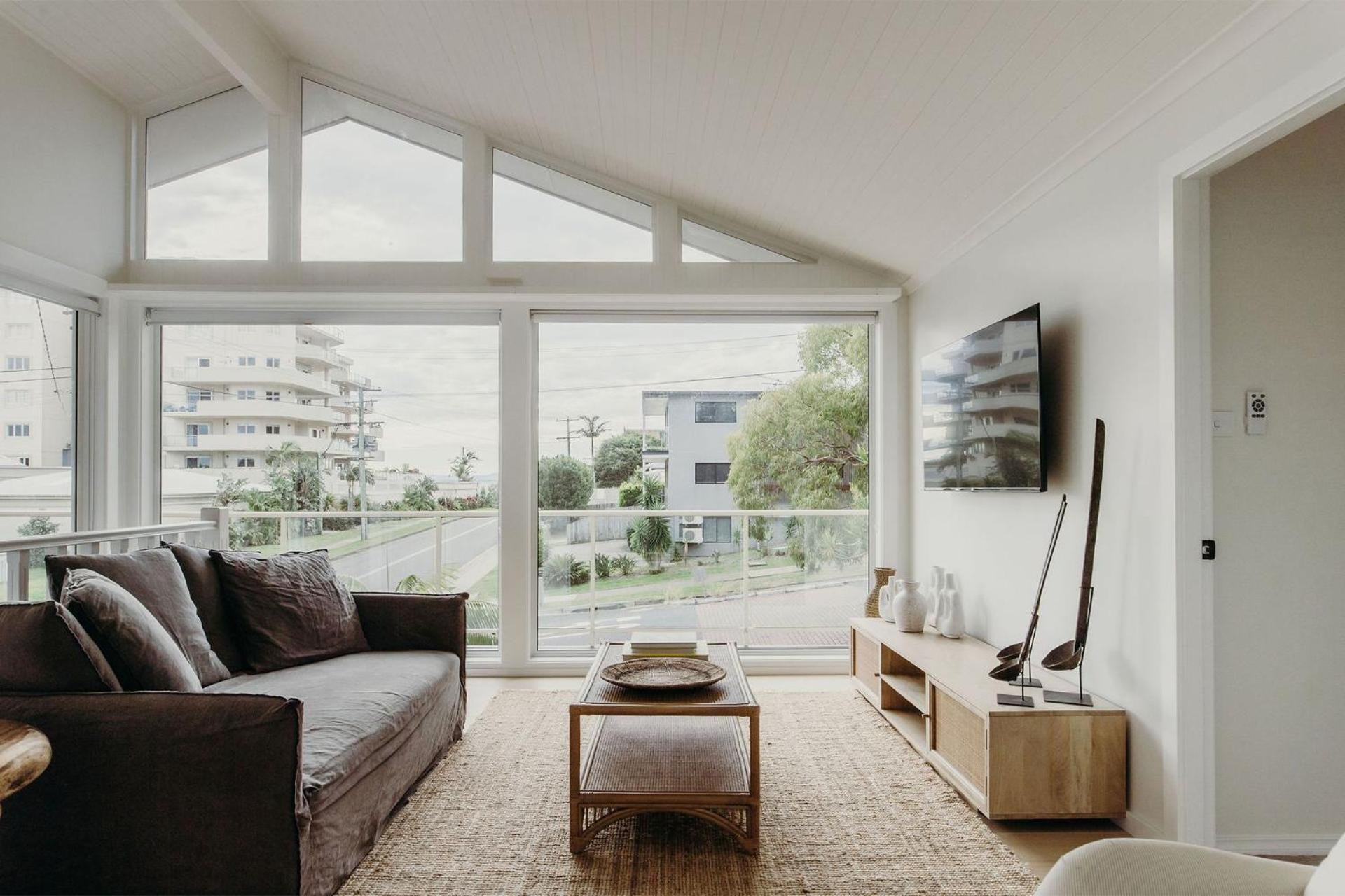 Holiday home Baybreeze 18 Tomaree Road Wifi Air Conditioning Kitchenette *