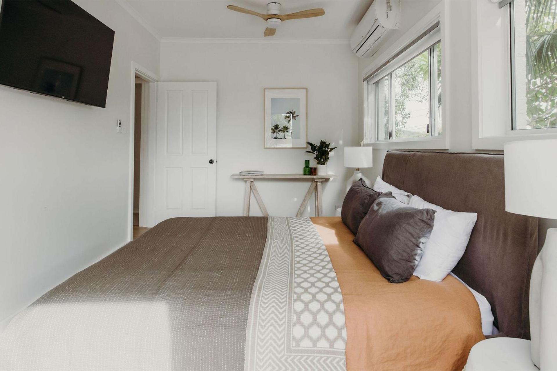 Baybreeze 18 Tomaree Road Wifi Air Conditioning Kitchenette Holiday home *