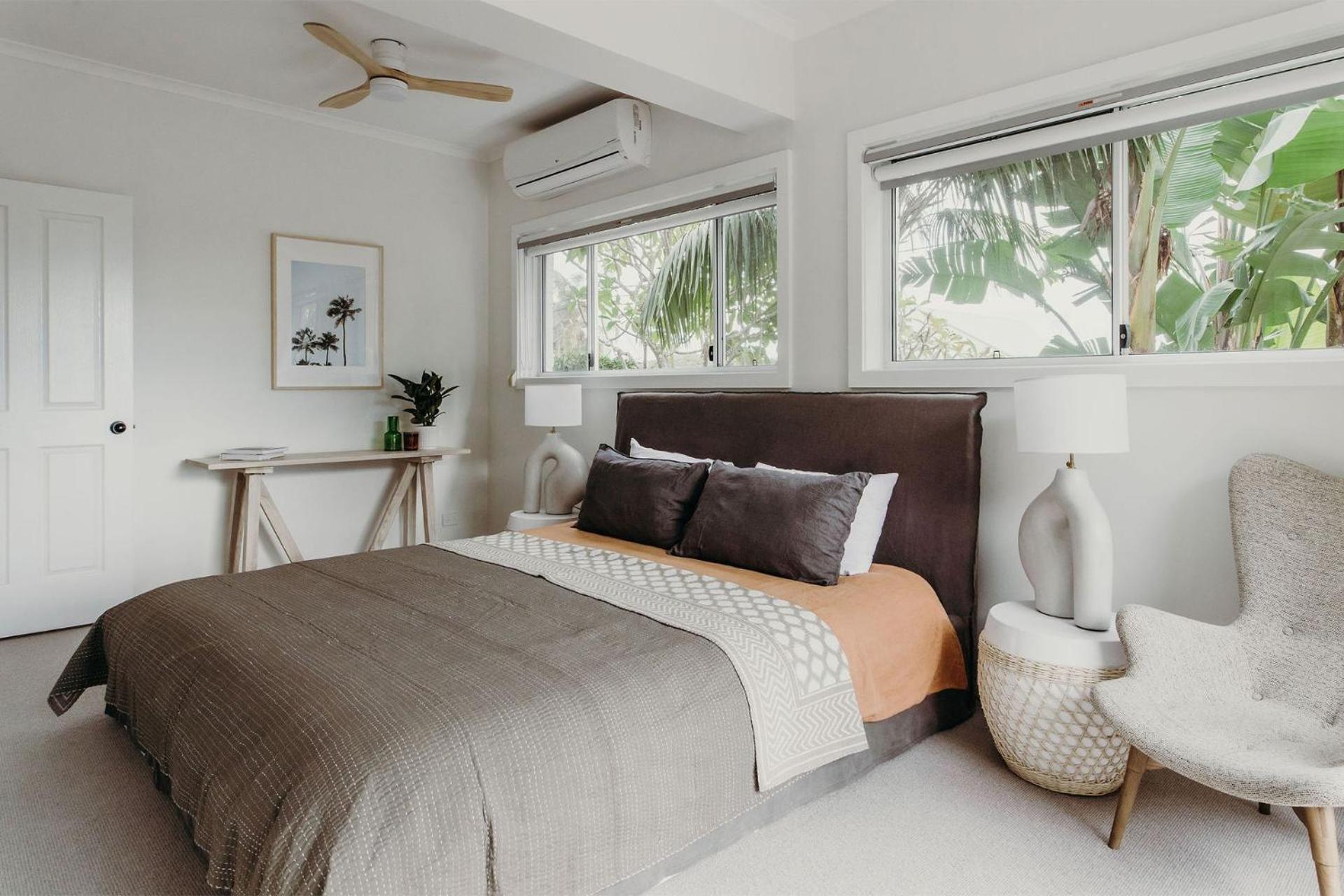 Baybreeze 18 Tomaree Road Wifi Air Conditioning Kitchenette