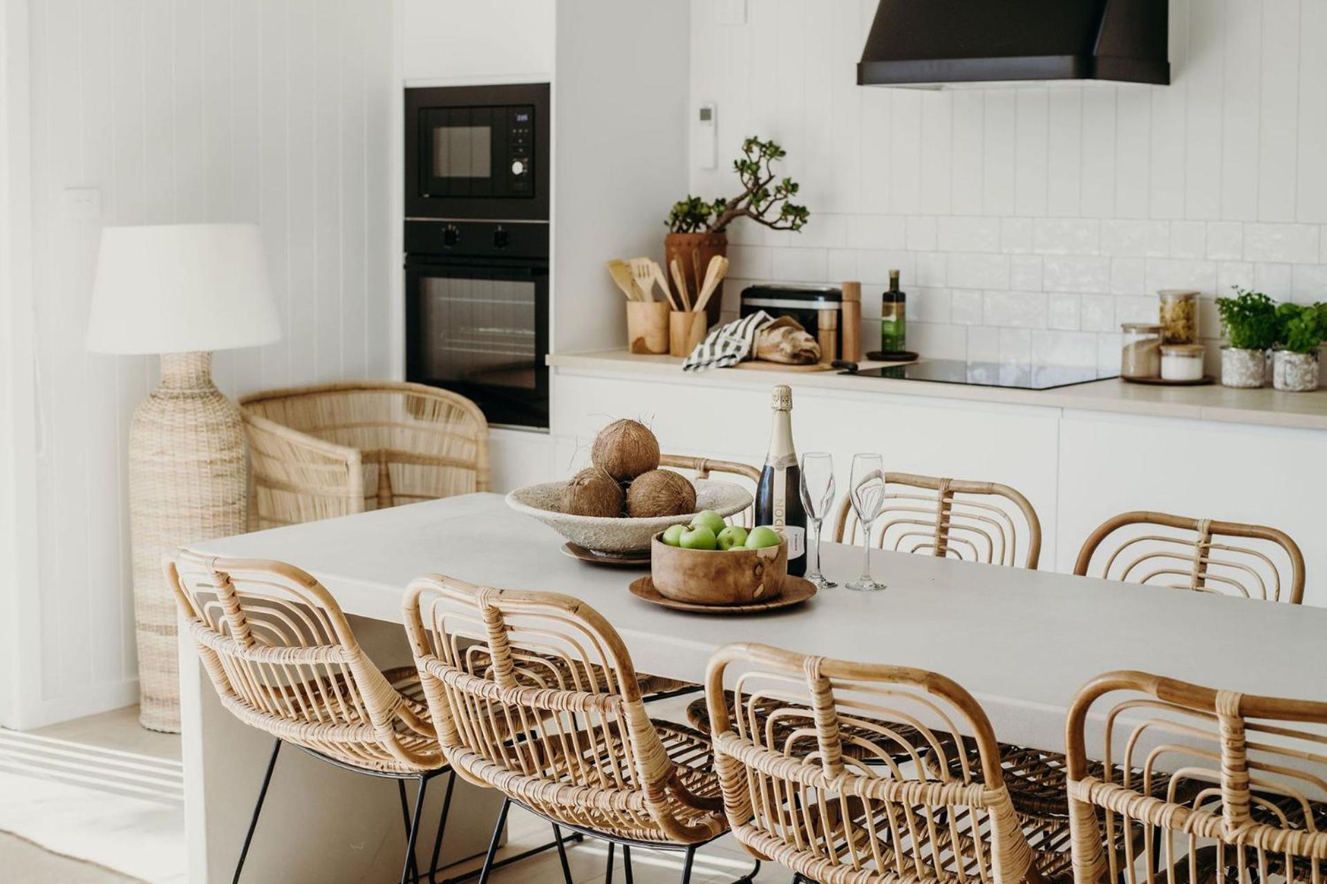 Baybreeze 18 Tomaree Road Wifi Air Conditioning Kitchenette Holiday home