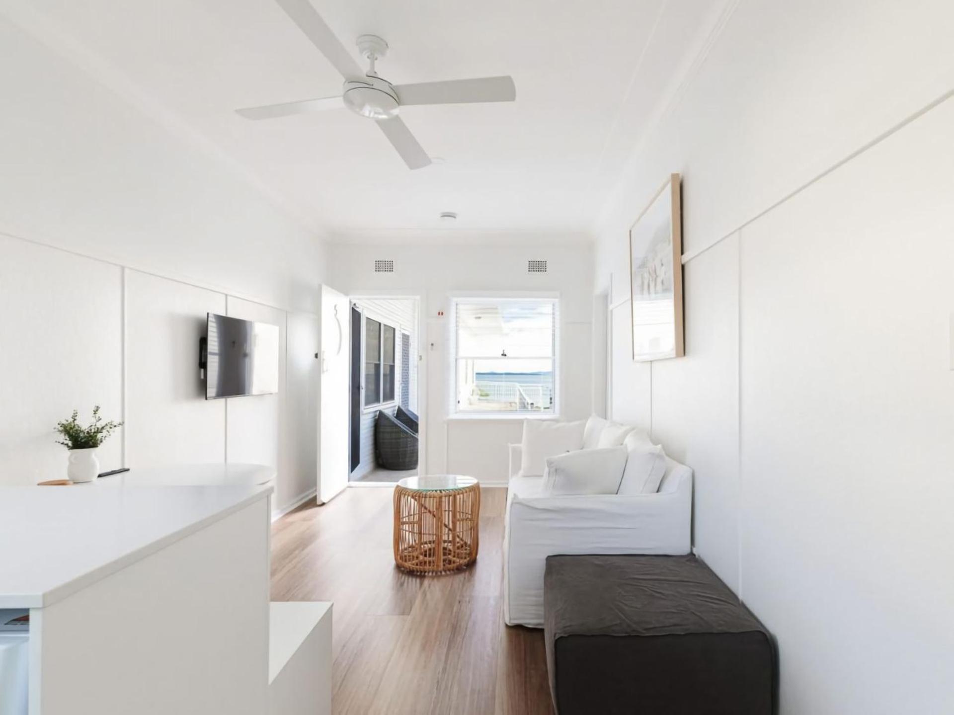 No 5 Shoalhaven *