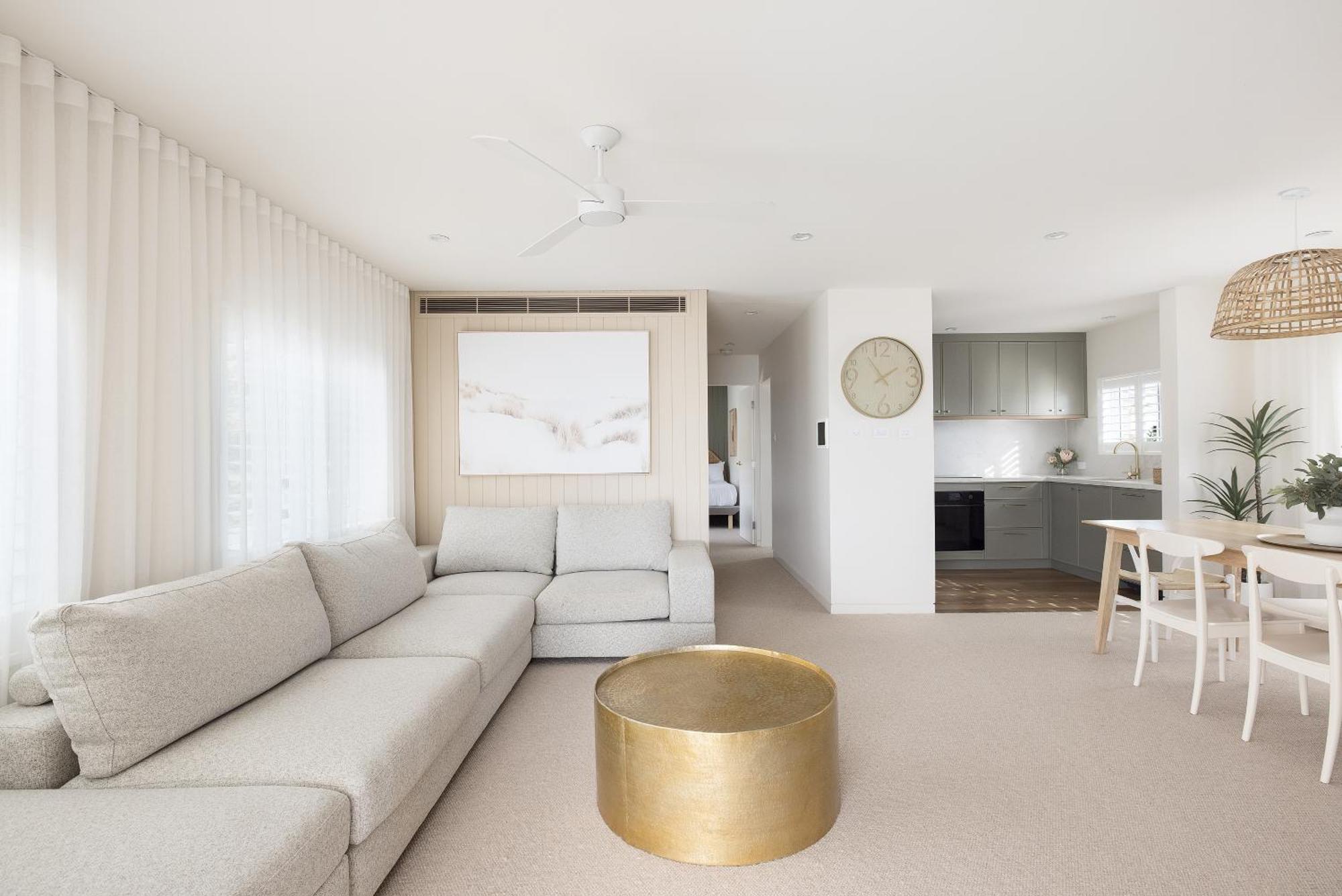 6 Shoal Edge Apartment *