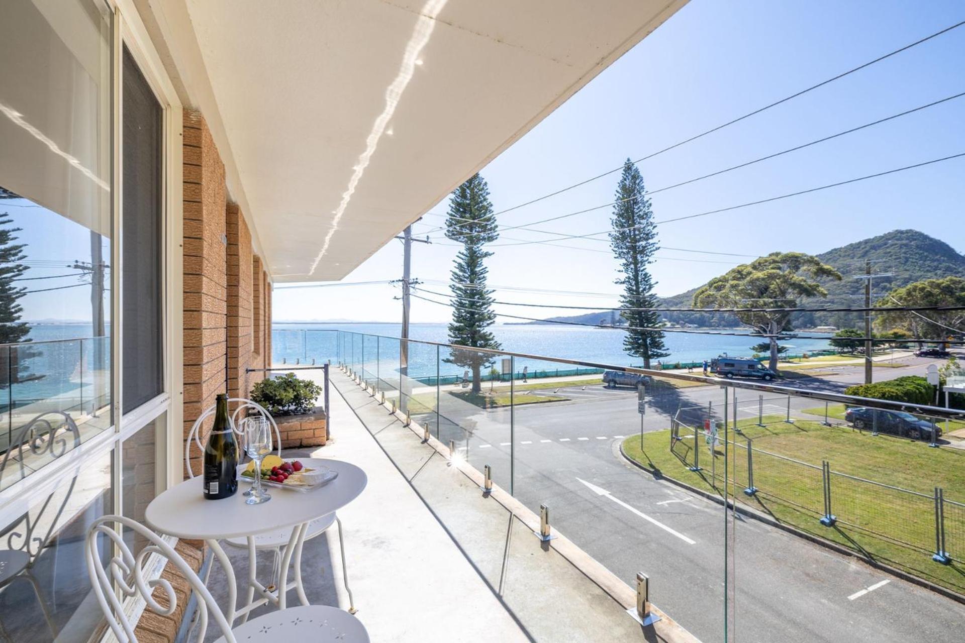 Apartment Shoal Towers 5, 11 Rd - Air Conditioned, Wifi - Fantastic Location With Water Views *