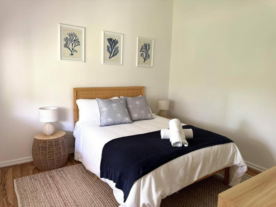 Shoaly House - A Charming Coastal Escape Shoal Bay