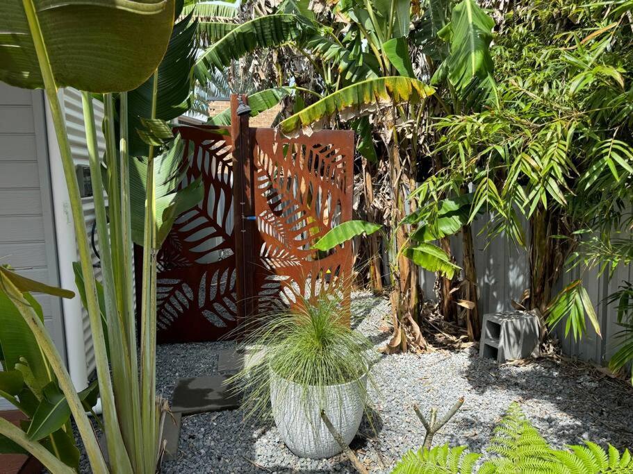 Shoaly House - A Charming Coastal Escape Villa *