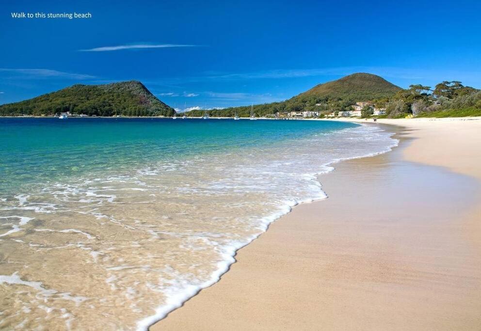 'tomaree Dayz' * Shoal Bay
