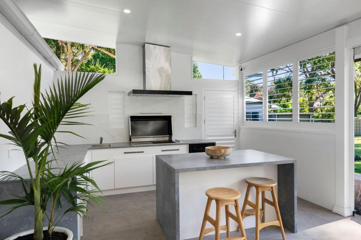 Hidden Retreat In - Walk To Box Beach - Firepit