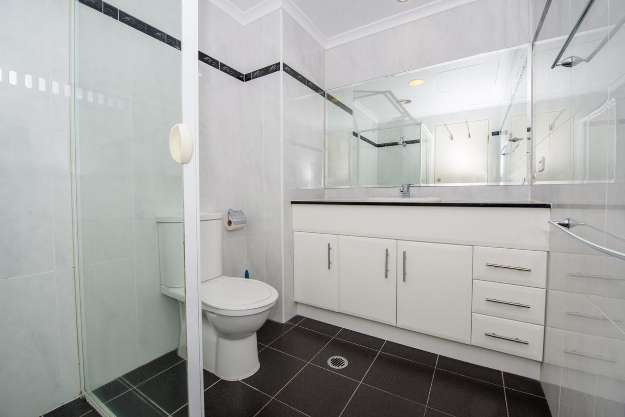 Apartment Breakwater 204 - *