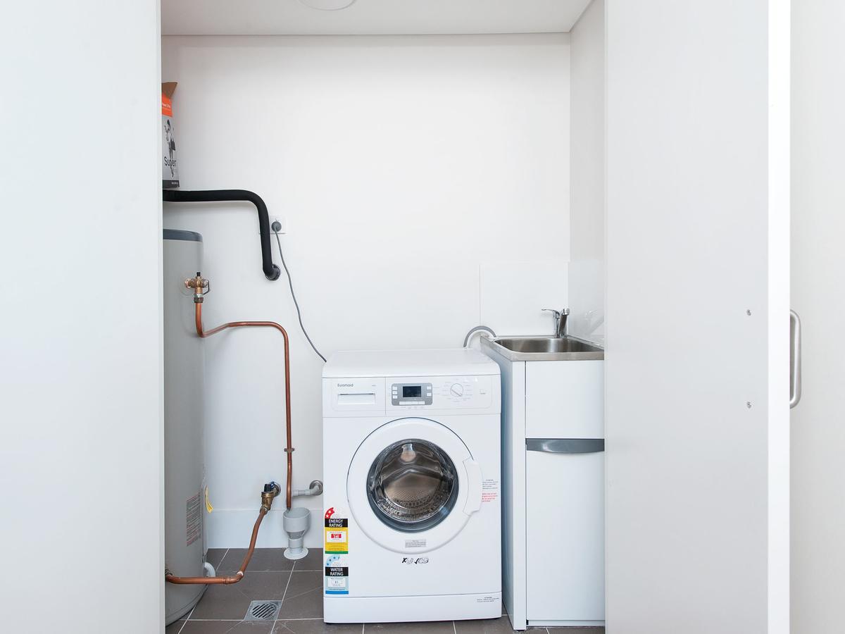 Apartment The Shoal Apartments, Unit 305/4-8 Bullecourt Street *